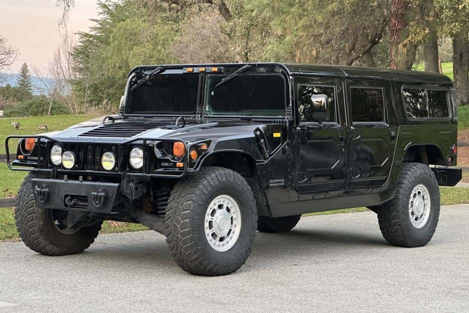 2000 Hummer H1 sold for $62,000
