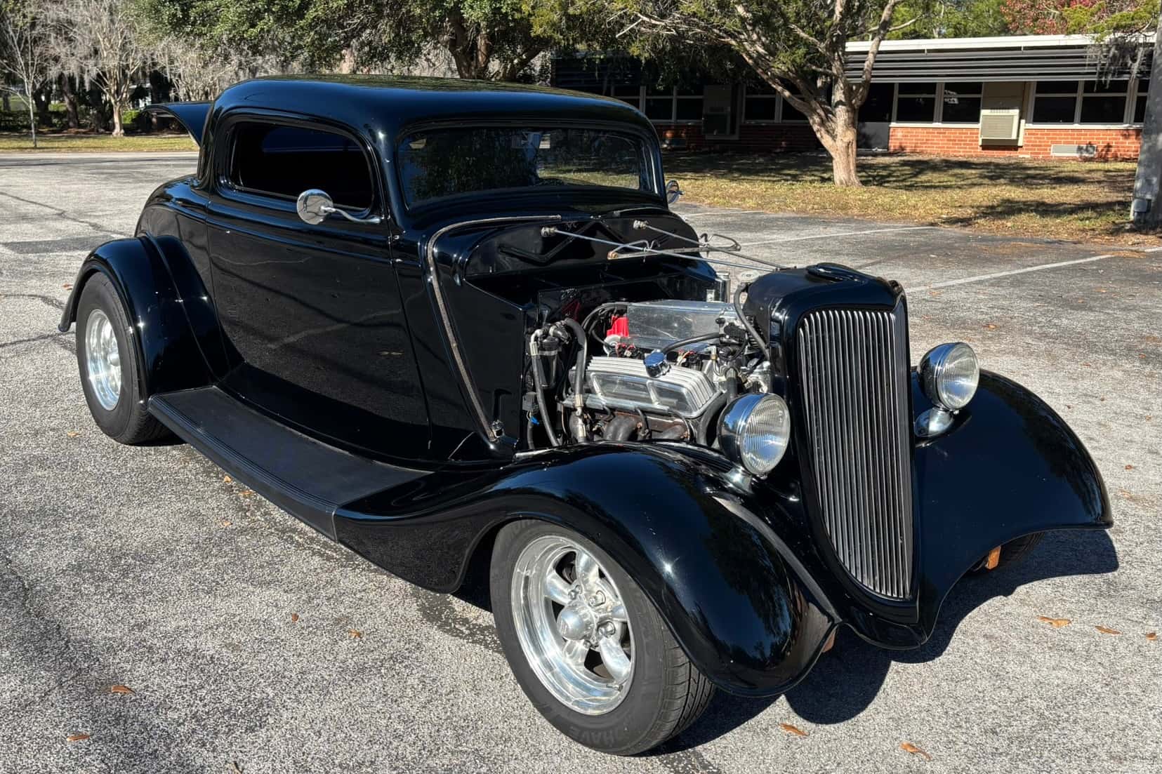 1934 Ford Model 40 sold for $29,250