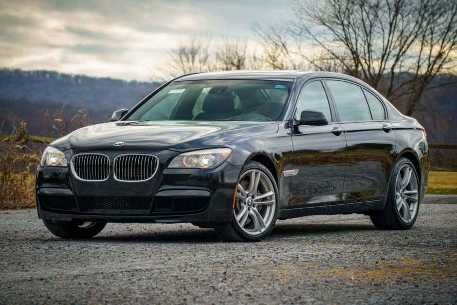 2012 BMW F01/F02 7-Series sold for $16,250
