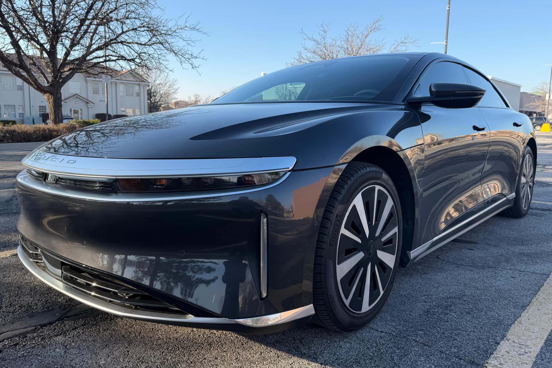 2025 Lucid Air sold for $53,500