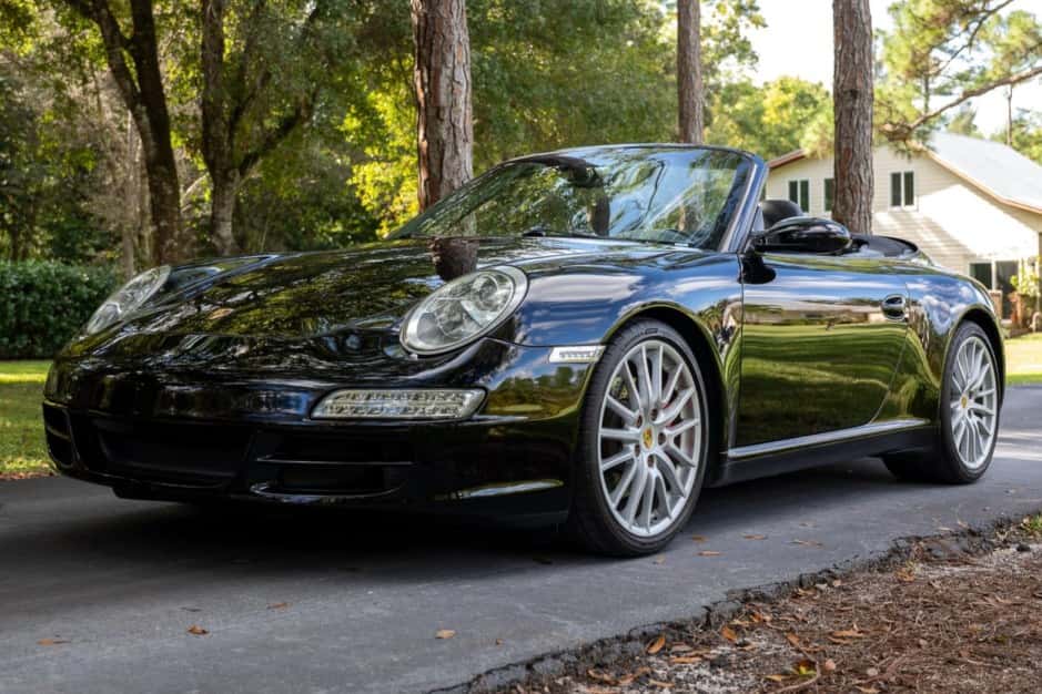 2006 Porsche 997 911 Carrera S sold for $33,250