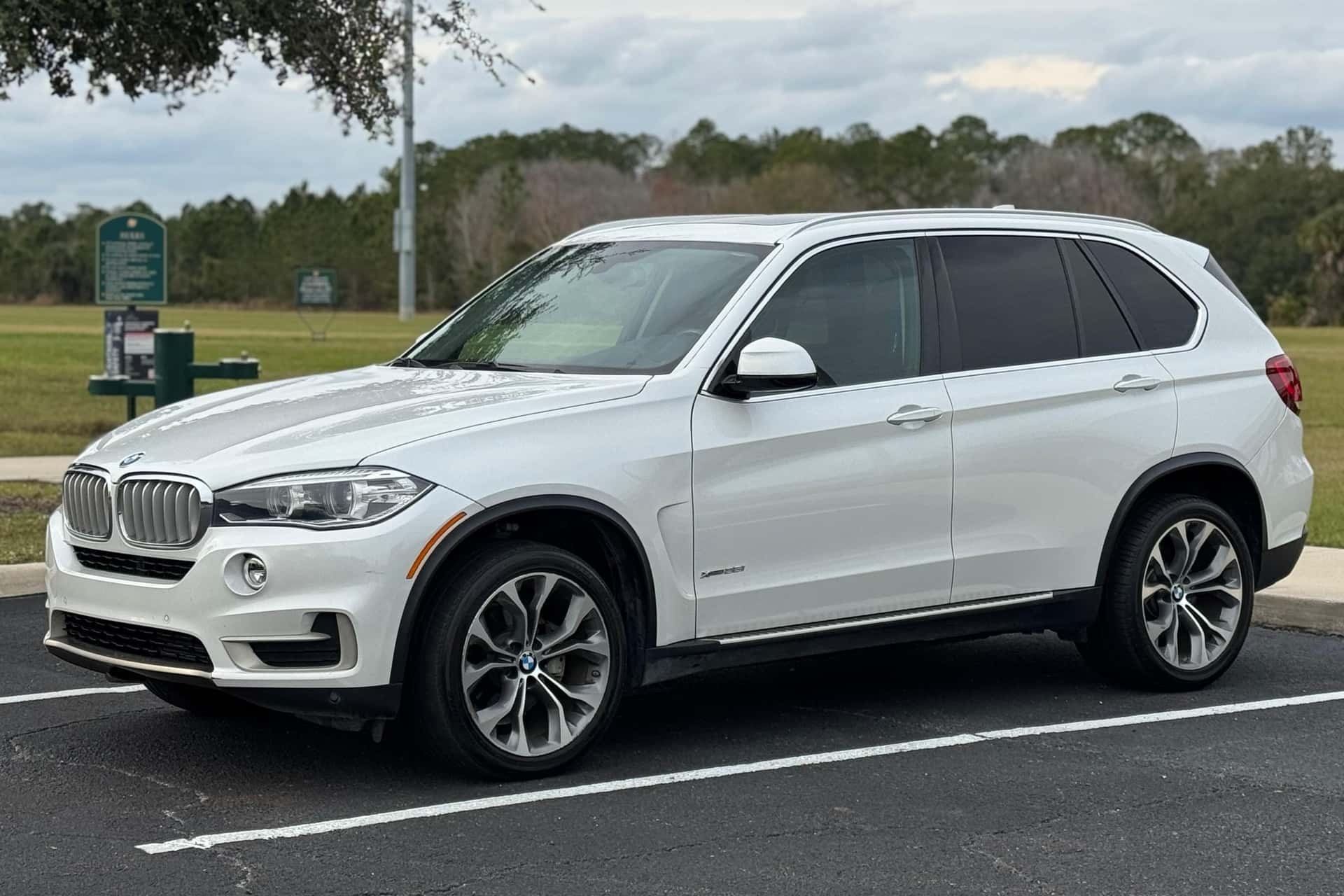 2016 BMW X5 sold for $10,402