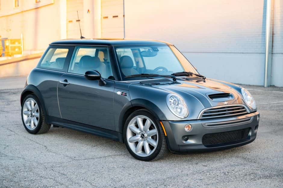 2006 Mini R53 Cooper S sold for $6,350
