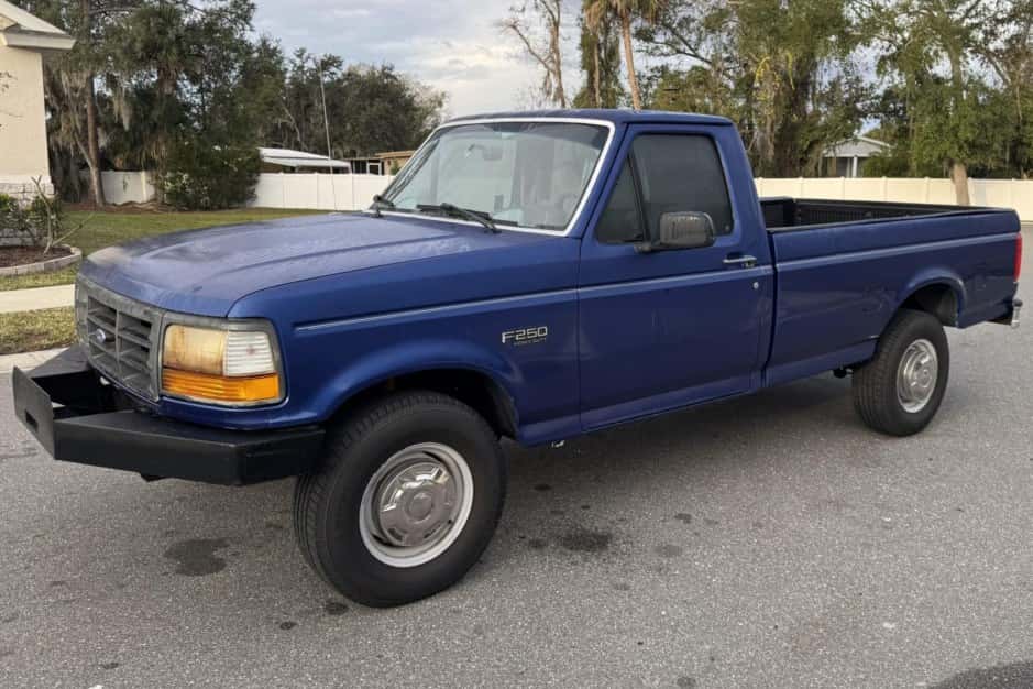 1997 Ford F-Series 1992-1997 sold for $4,850