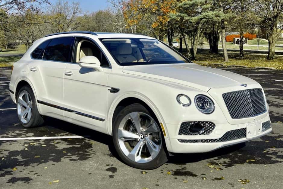 2017 Bentley Bentayga sold for $62,700