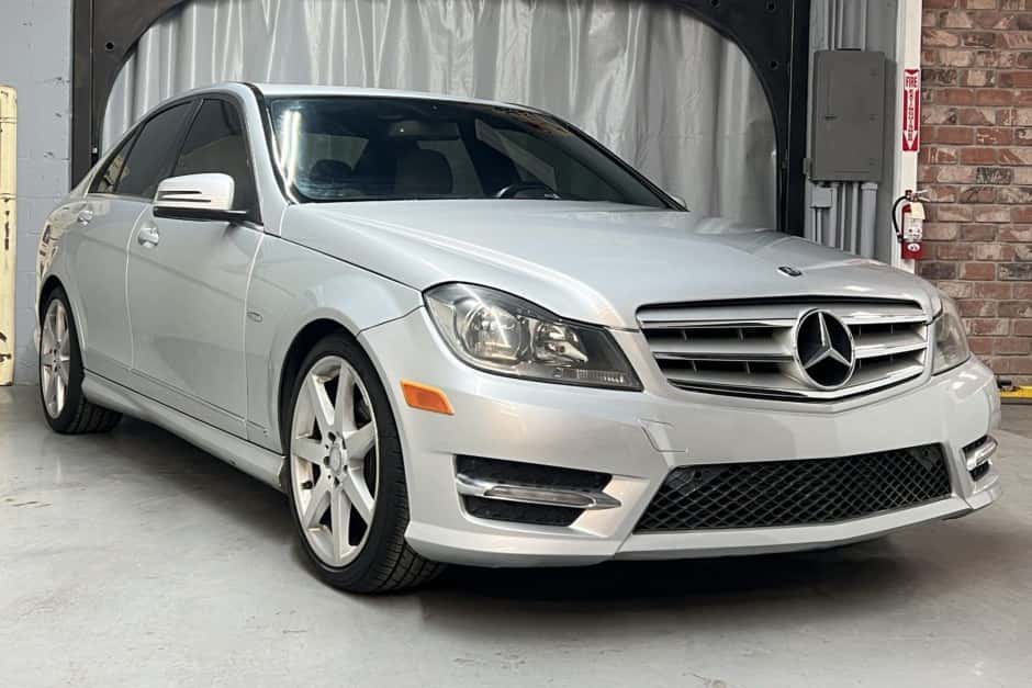 2012 Mercedes-Benz W204 C-Class sold for $6,000