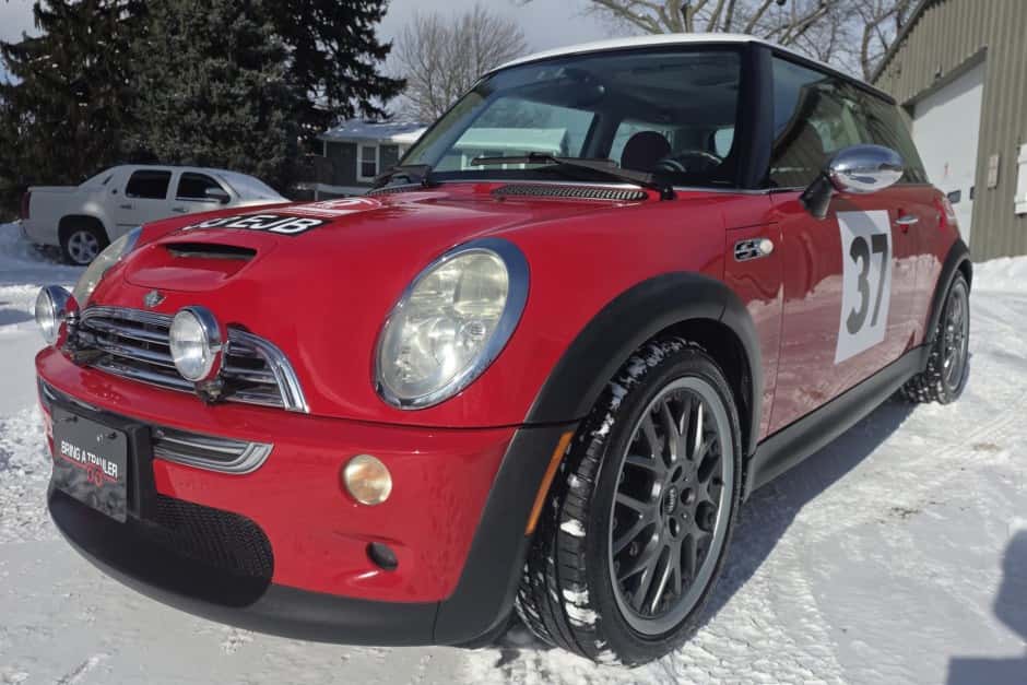 2004 Mini R53 Cooper S sold for $12,250
