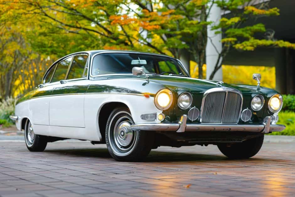 1967 Jaguar Mark X & 420G sold for $16,500
