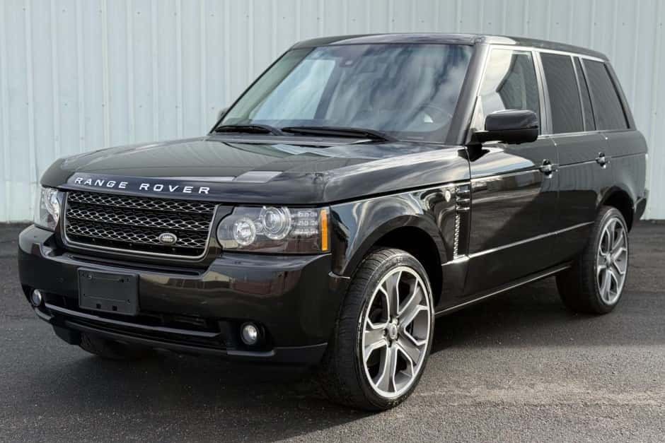 2012 Land Rover Range Rover L322 sold for $10,367