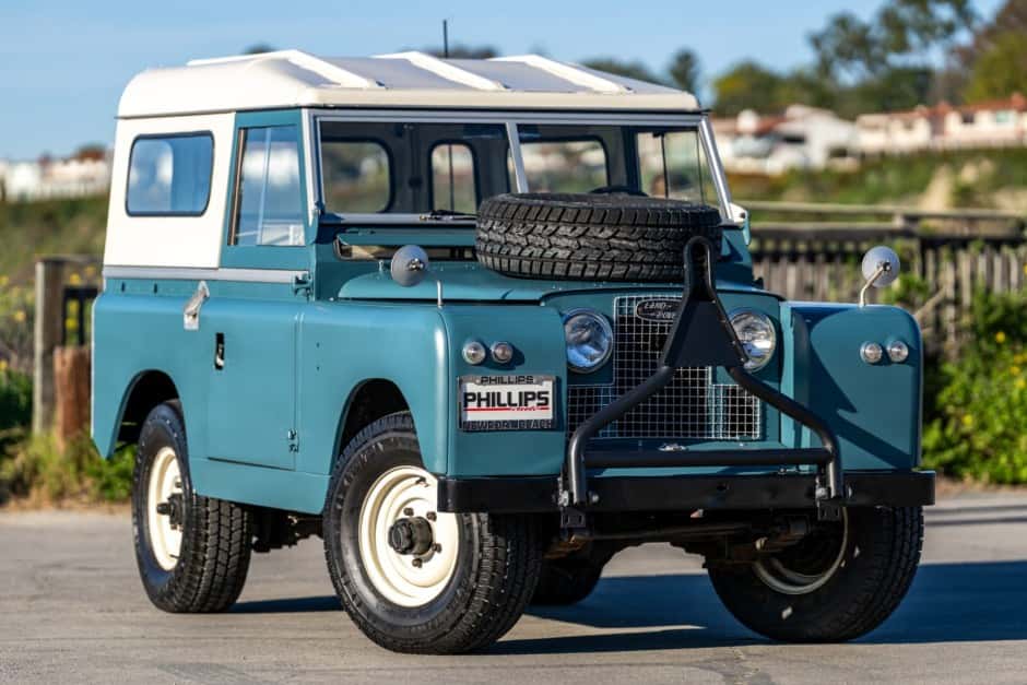 1964 Land Rover Series 88 sold for $21,000