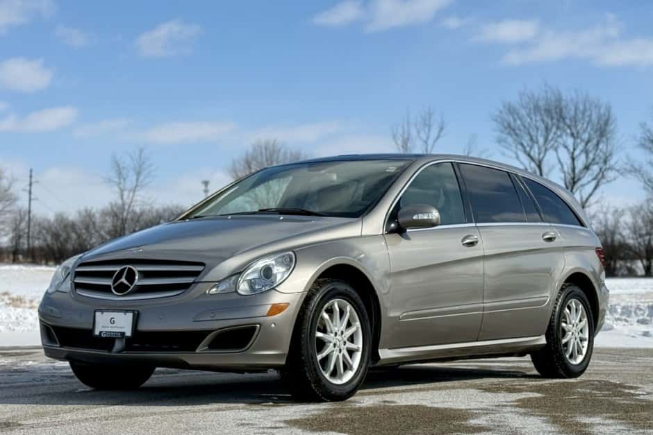 2006 Mercedes-Benz W251 R-Class sold for $12,700