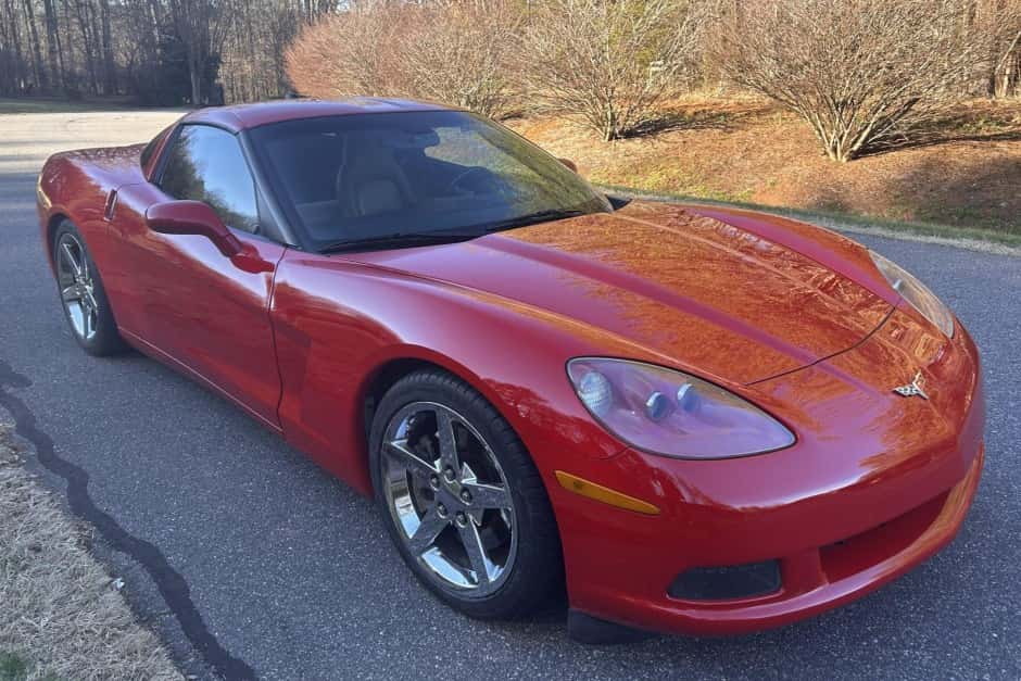 2005 Chevrolet Corvette C6 Coupe sold for $15,000