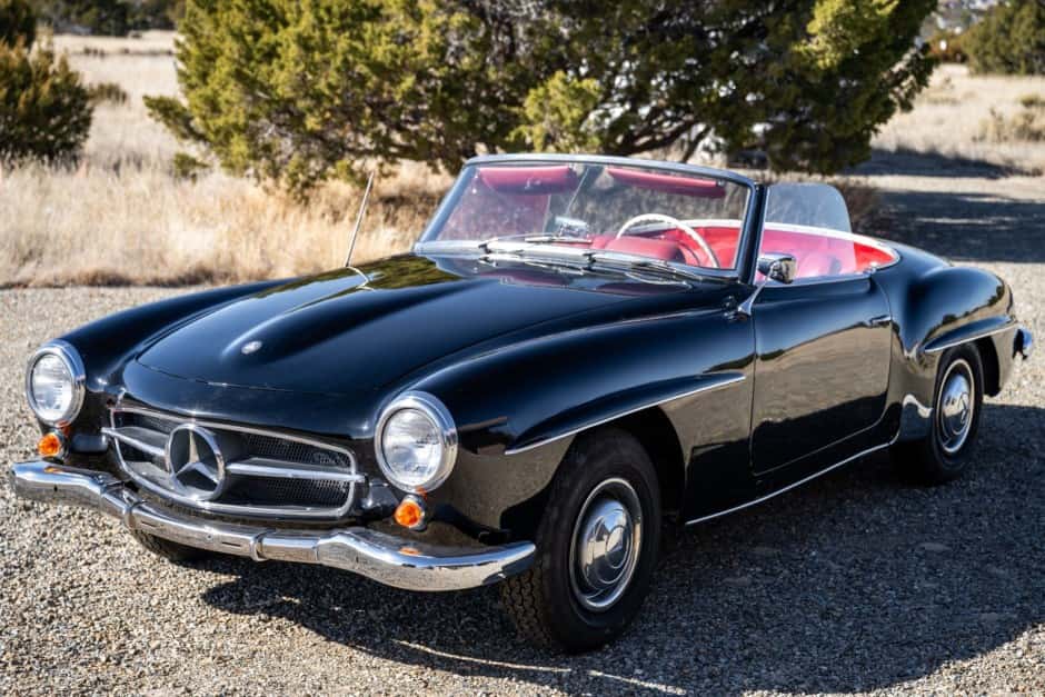 1960 Mercedes-Benz 190SL sold for $66,000