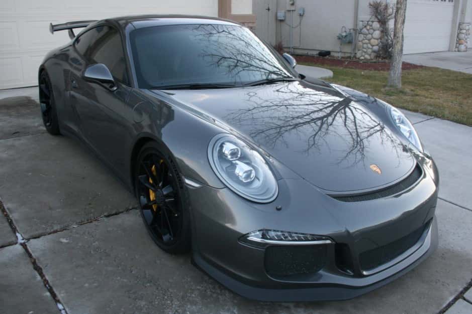 2015 Porsche 991 911 GT3 sold for $110,000