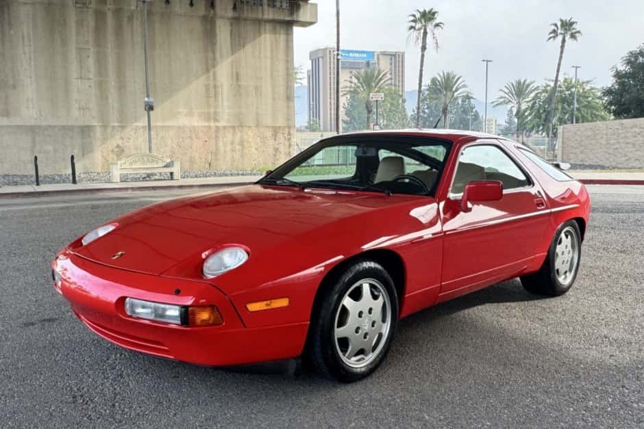 1991 Porsche 928 sold for $53,500
