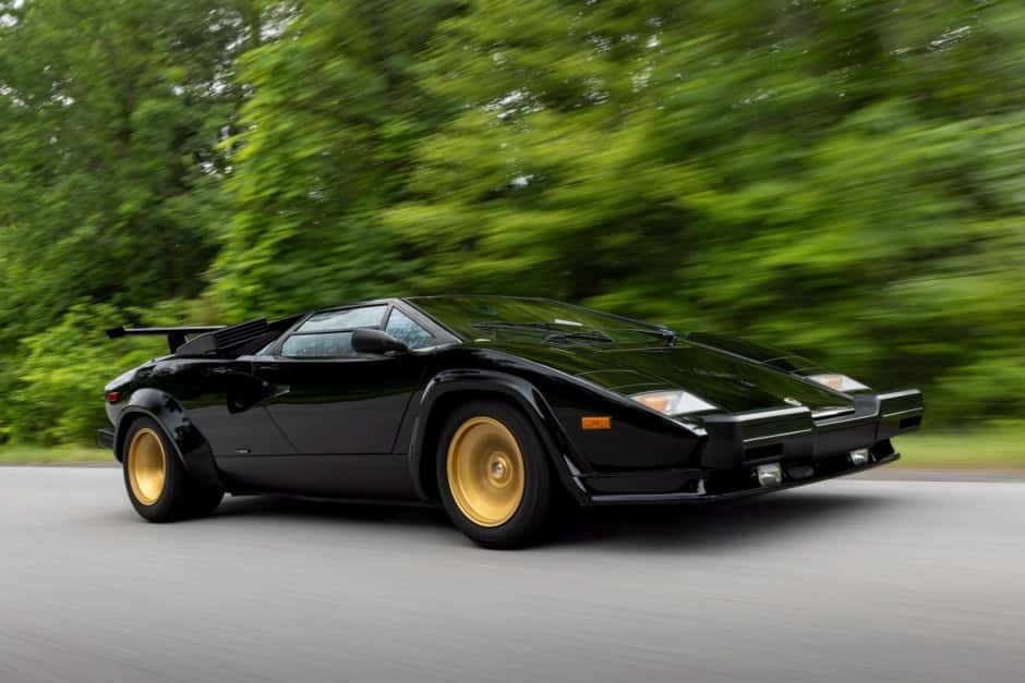 1988 Lamborghini Countach sold for $715,000