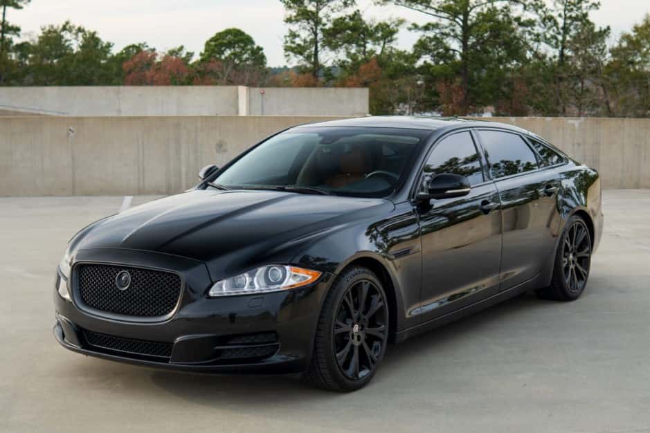 2013 Jaguar X351 XJ (2010-2019) sold for $8,600