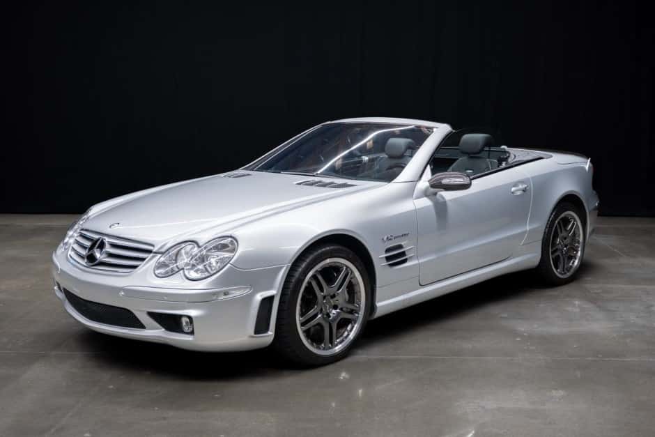 2006 Mercedes-Benz R230 SL sold for $69,500