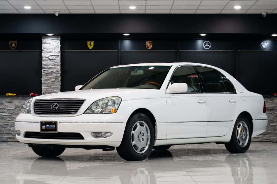 2002 Lexus LS Sedan sold for $16,250