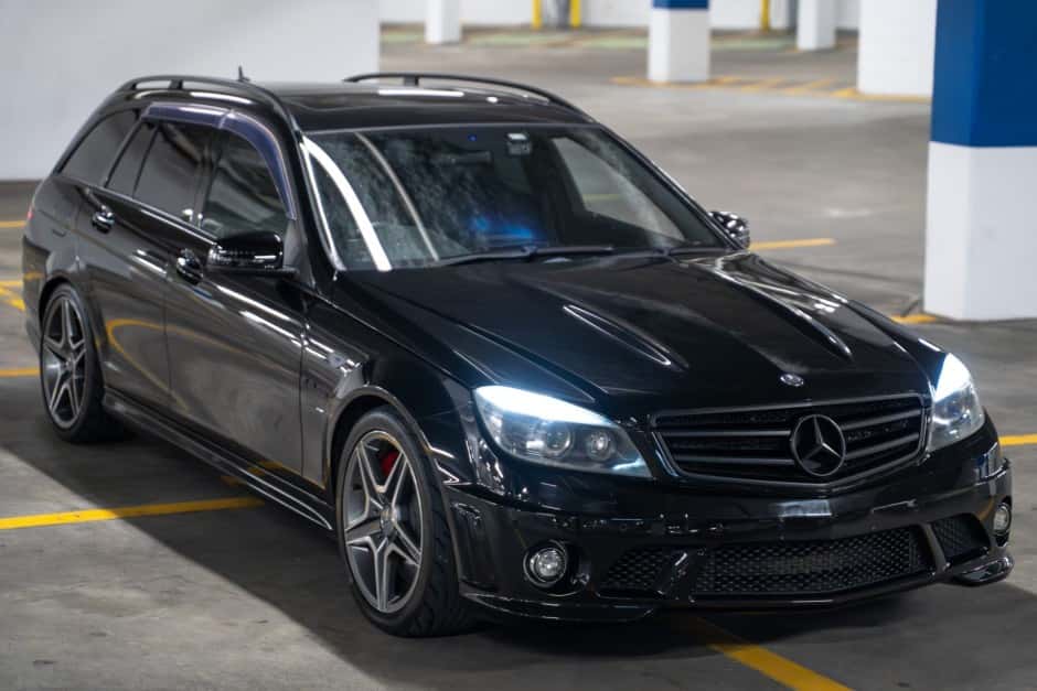 2010 Mercedes-Benz W204 C63 AMG sold for $34,500