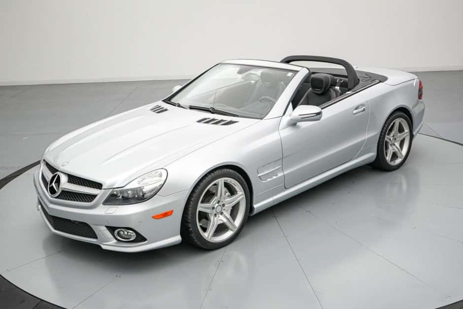2011 Mercedes-Benz R230 SL sold for $40,500