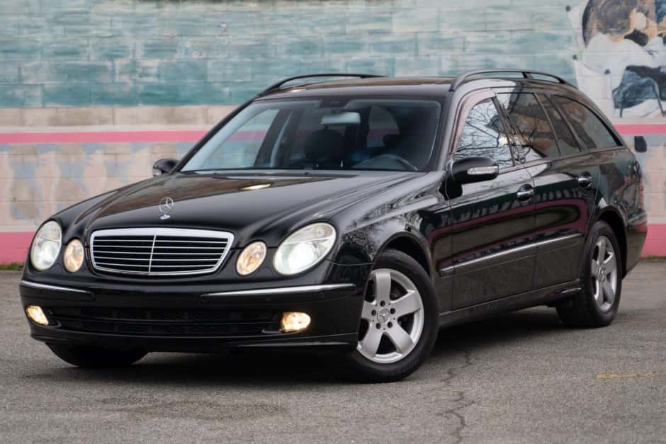 2005 Mercedes-Benz W211 E-Class sold for $11,250