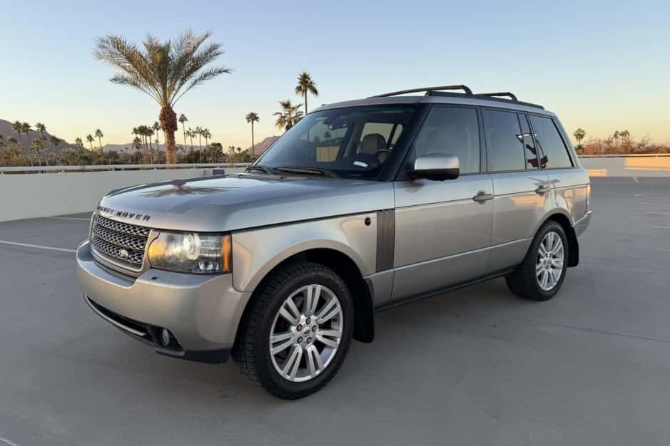 2010 Land Rover Range Rover L322 sold for $10,000