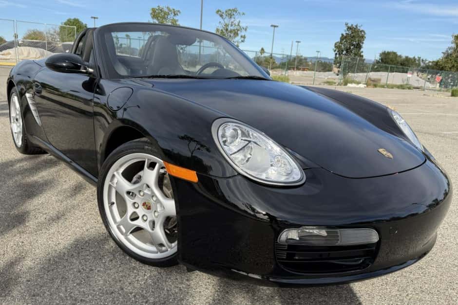 2005 Porsche 987 Boxster sold for $22,611
