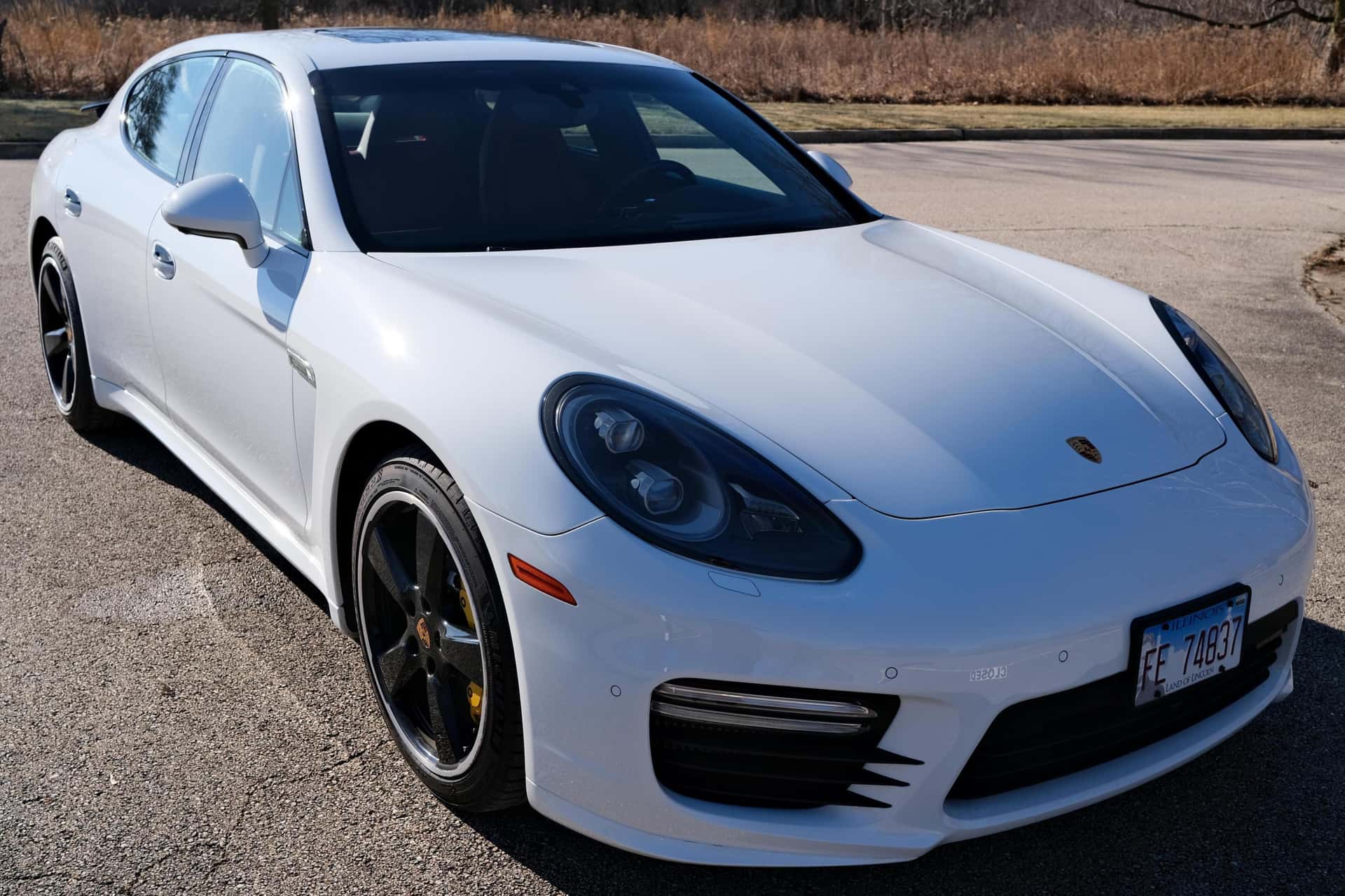 2014 Porsche Panamera sold for $41,888