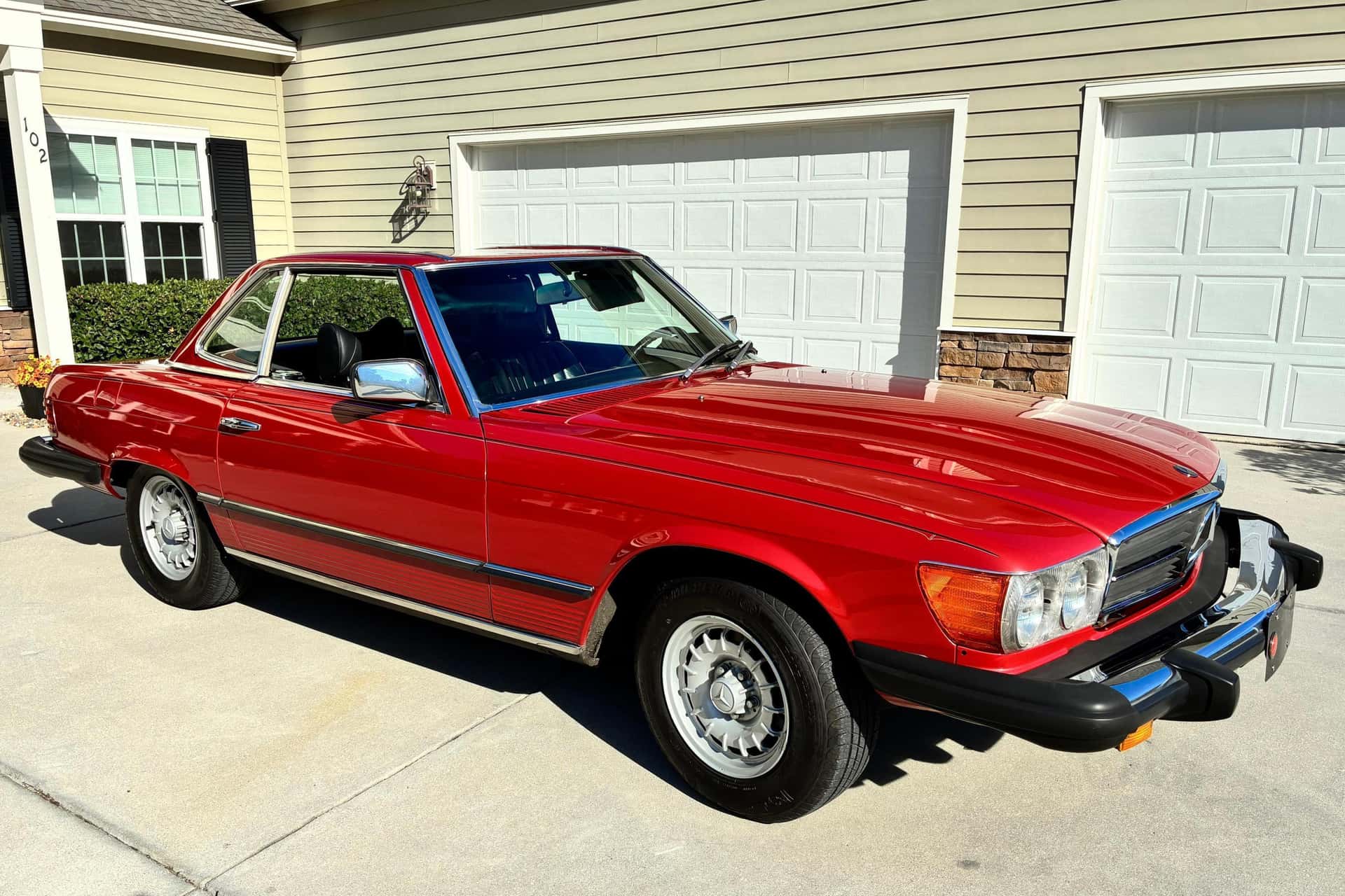1979 Mercedes-Benz R107 SL sold for $15,000