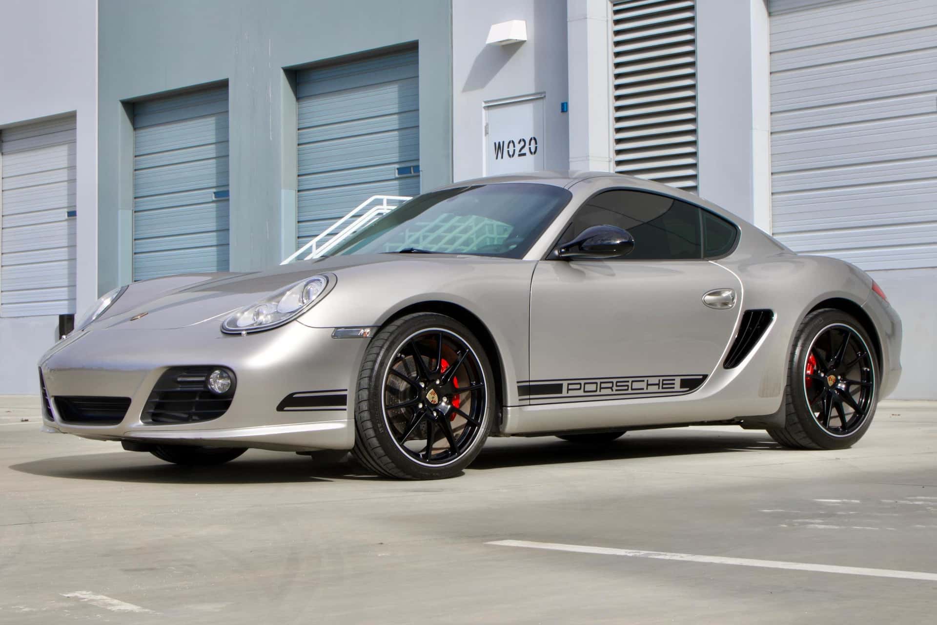 2011 Porsche 987 Cayman sold for $60,500
