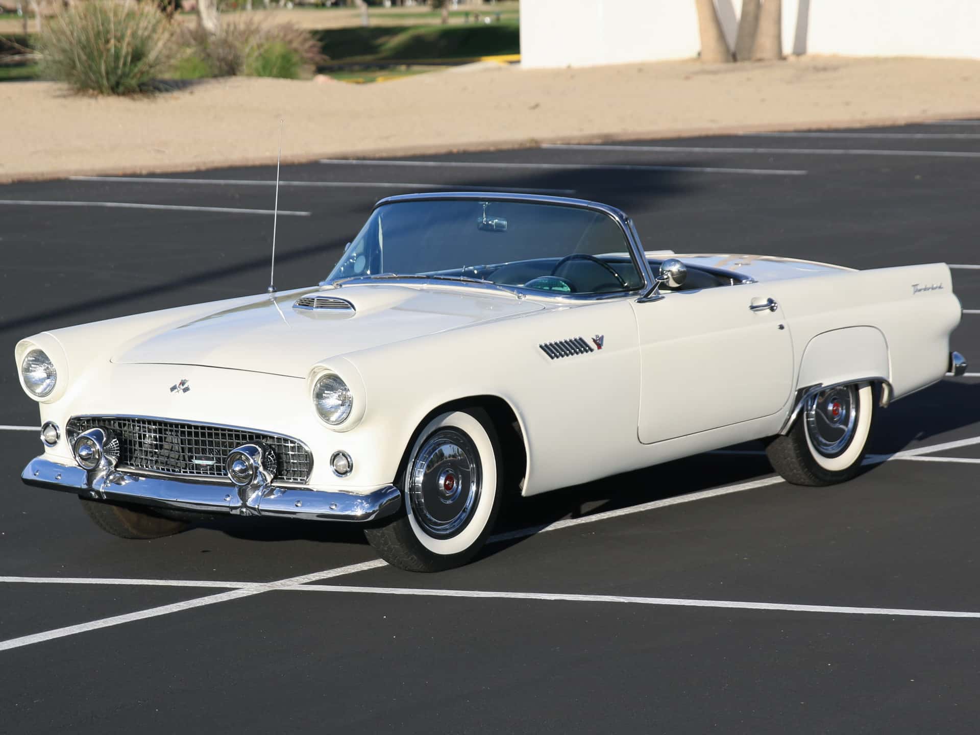 1955 Ford Thunderbird sold for $22,500