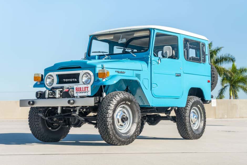 1977 Toyota Land Cruiser FJ40 sold for $45,250