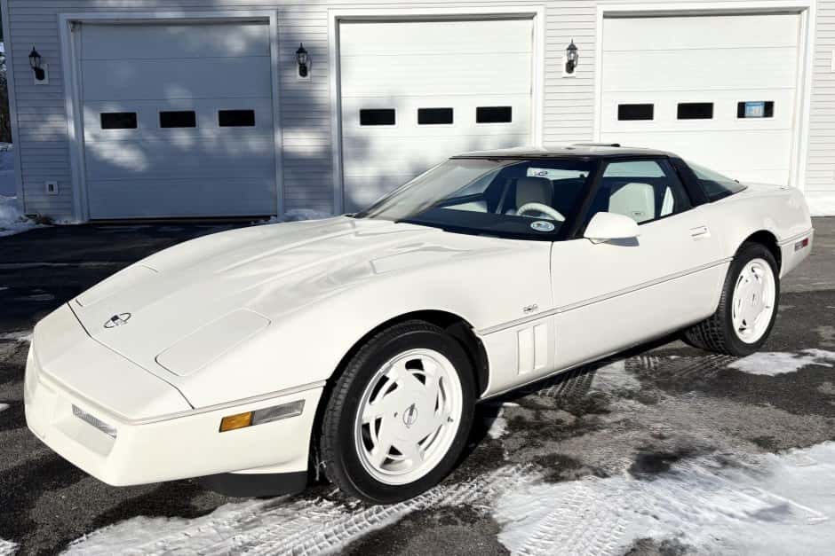 1988 Chevrolet Corvette C4 Coupe (1984-1991) sold for $50,001