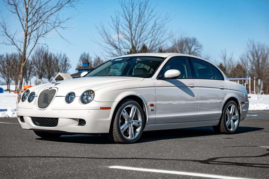 2006 Jaguar S-Type (1999-2007) sold for $8,100