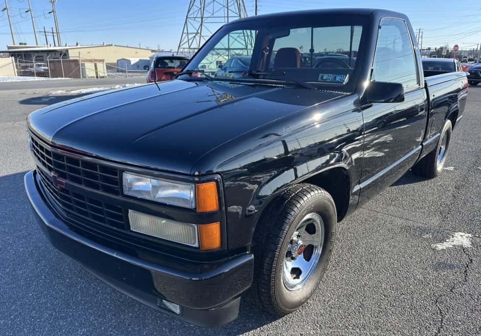 1990 Chevrolet 454 SS sold for $25,300