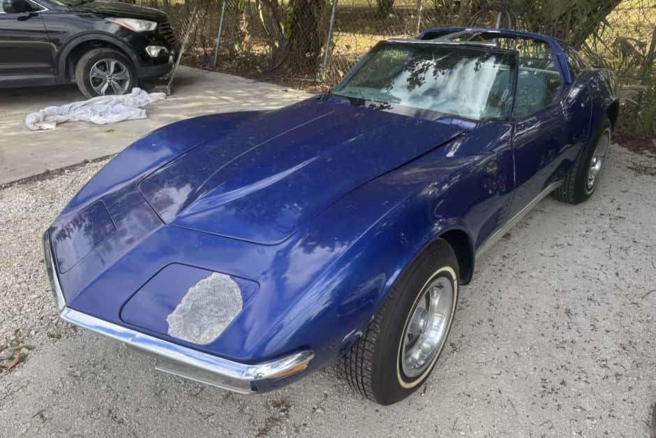 1972 Chevrolet Corvette C3 Coupe (1968-1972) sold for $2,800