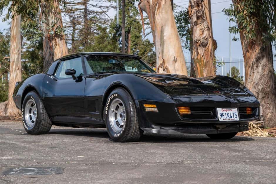 1981 Chevrolet Corvette C3 Coupe (1973-1982) sold for $19,000