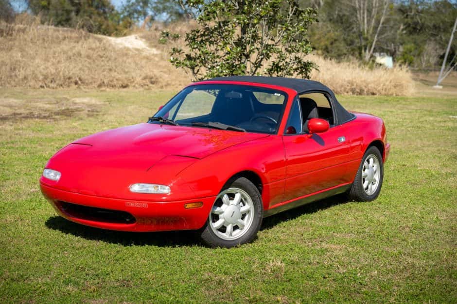 1991 Mazda NA MX-5 Miata sold for $10,250