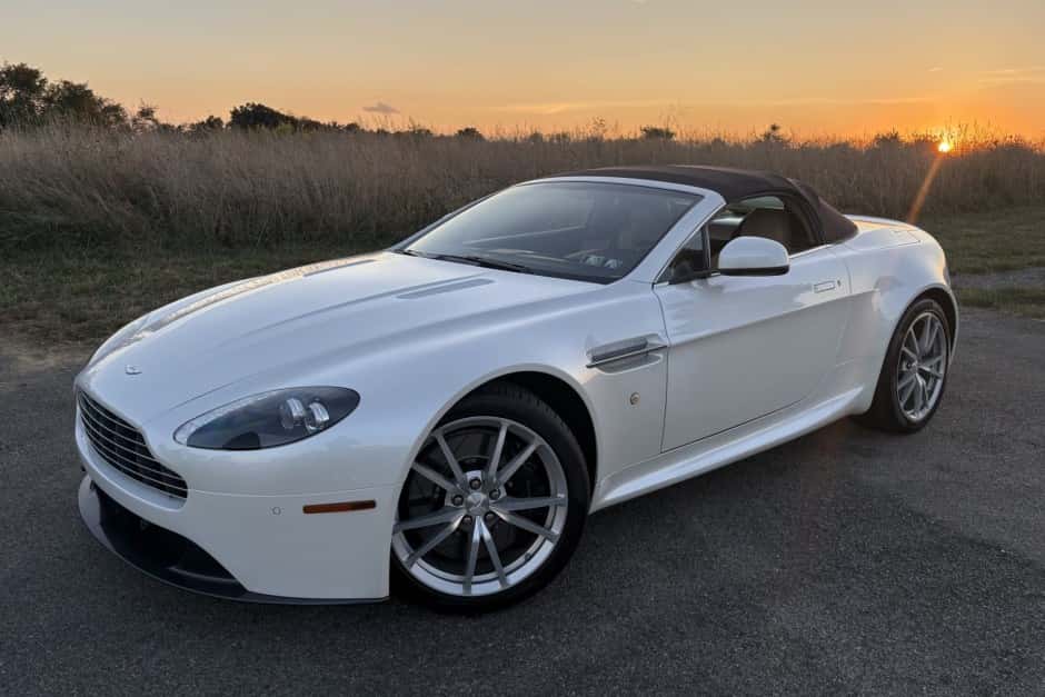 2012 Aston Martin V8 Vantage (2006+) sold for $40,750