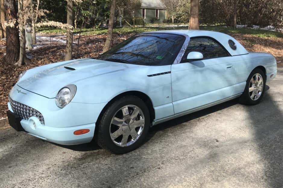 2003 Ford Thunderbird (2002-2005) sold for $17,500