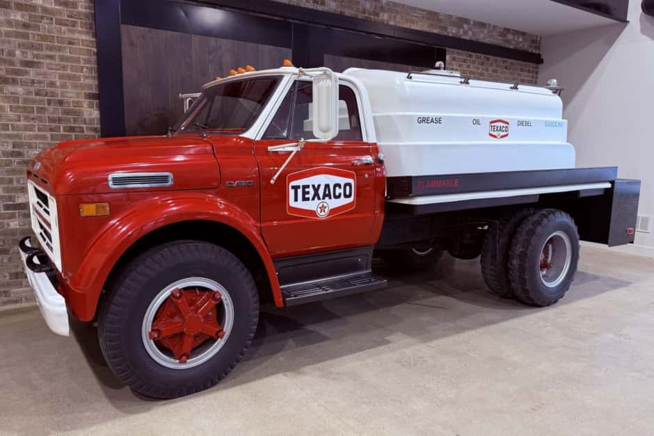 1972 Chevrolet C/K (1967-1972) sold for $38,500