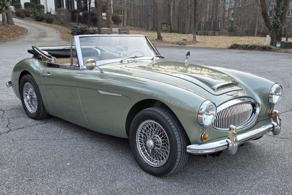 1964 Austin-Healey 3000 sold for $65,000