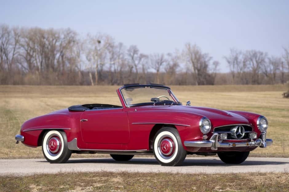1956 Mercedes-Benz 190SL sold for $110,000