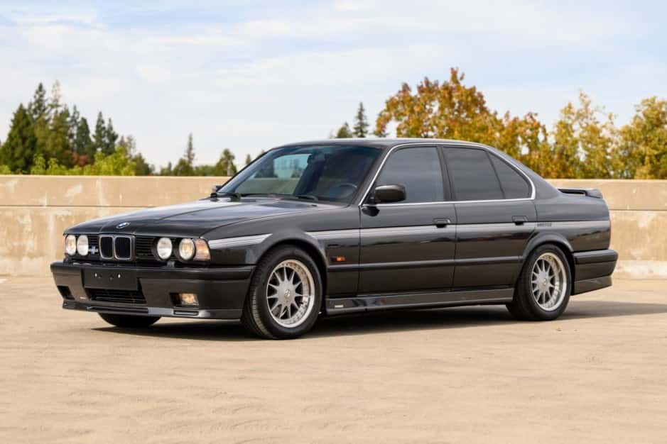 1990 BMW E34 5-Series sold for $31,000