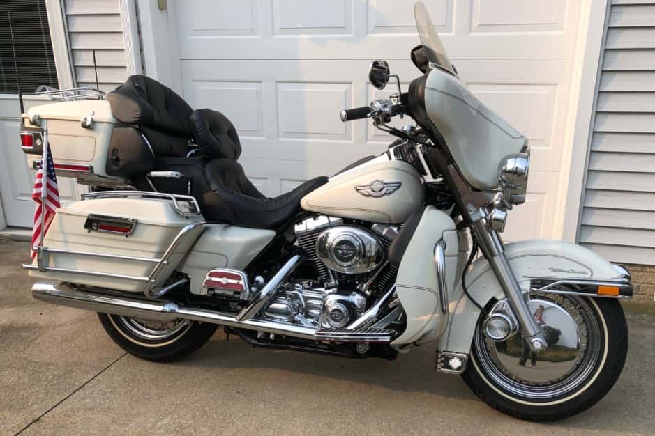 2003 Harley-Davidson Touring sold for $16,666