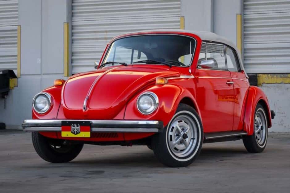 1979 Volkswagen Super Beetle sold for $17,750