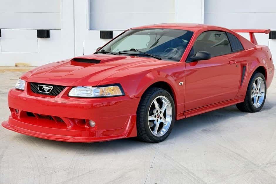 2000 Ford Mustang SN95 1994-2004 sold for $16,000
