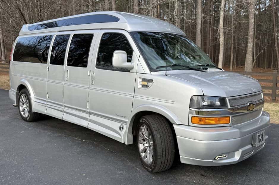 2020 Chevrolet Express sold for $46,250