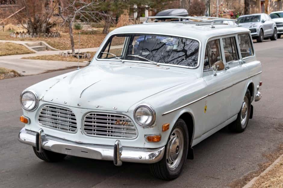 1968 Volvo Amazon sold for $6,850